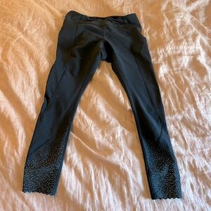 Lululemon Tight Stuff Reflective Dot Scalloped Hem Leggings